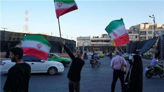 Die iranische Führung feiert das Rahmenabkommen aber für die Menschen im Land herrscht Ungewissheit, ob sich ihre Lage damit bessert.