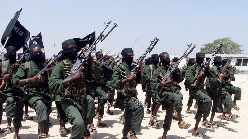 Al-Shabaab greift mehrere Regierungsgebäude in Mogadischu an Die islamistische Terrorgruppe Al-Shabaab bekannte sich zu den jüngsten Anschlägen in Somalias Hauptstadt Mogadishu.