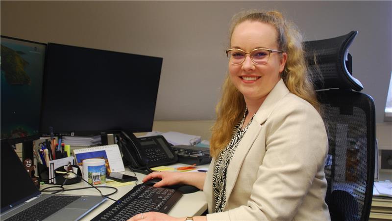 Nächster Aufreger in Apensen: Sechs Eichen entfachen Diskussion Die junge Bauamtsmitarbeiterin Charlotte Richter wurde zur stellvertretenden Gemeindedirektorin von Apensen gewählt.