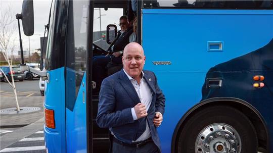 Die konservative National Party mit ihrem Spitzenkandidaten Christopher Luxon kommt nach sechs Jahren zurück an die Macht.