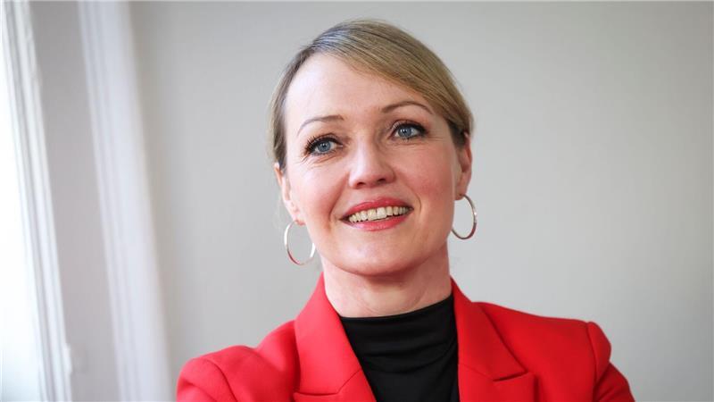 Die langjährige Lehrerin Pooth leitet seit November 2021 den DGB Nord.