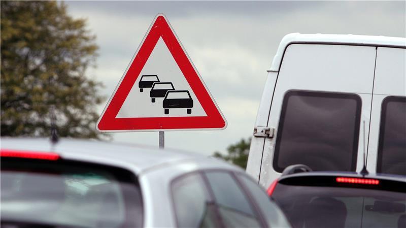 Im Kreis Stade ist das eigene Auto wichtiger als im Bundesschnitt Die meisten Autos pro Einwohner in Niedersachsen besitzen die Menschen in Wolfsburg. (Symbolbild)