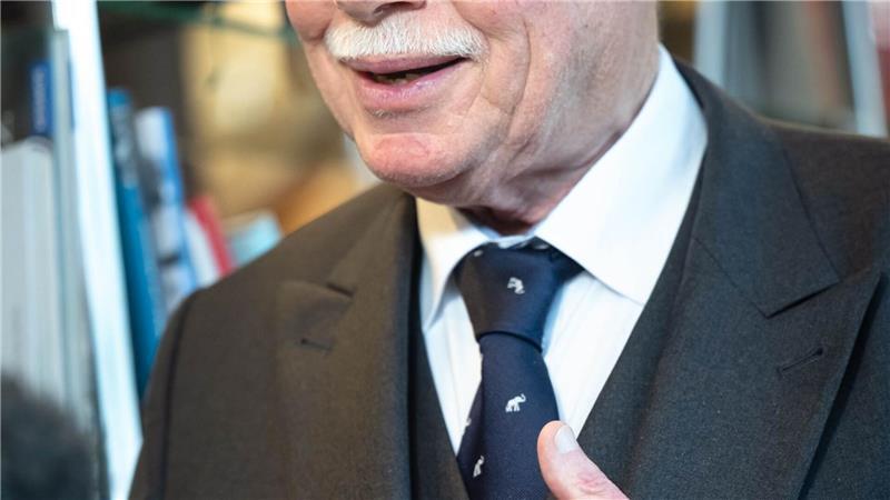 „Die meisten Sachen scheitern im ersten Anlauf“, sagt Bremens langjähriger Innensenator Ulrich Mäurer (SPD).