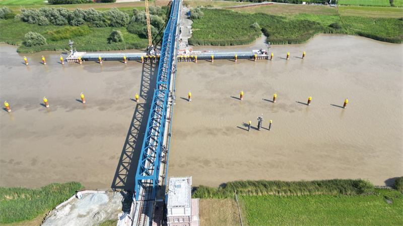 Die neue Friesenbrücke wurde 2025 fertig gestellt. (Archivbild)