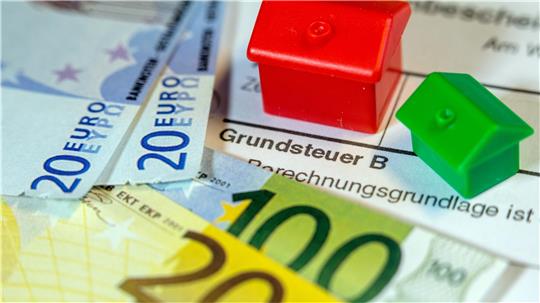 Die neue Grundsteuer wirft viele Fragen auf. Foto: Jens Büttner/dpa-Zentralbild/dpa