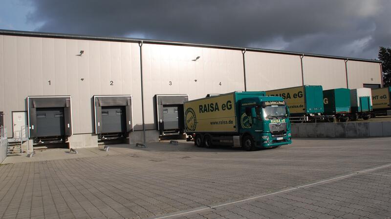Raisa investiert 30 Millionen Euro in den Standort Apensen Die neue Logistikhalle der Raisa in Apensen.