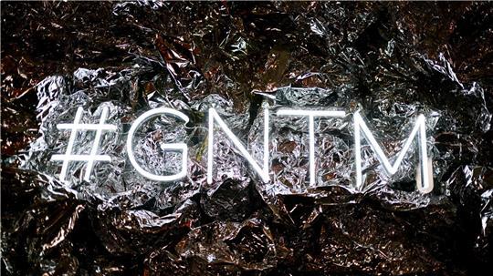 Die neue Staffel beginnt mit zwei Sendeterminen pro Woche.