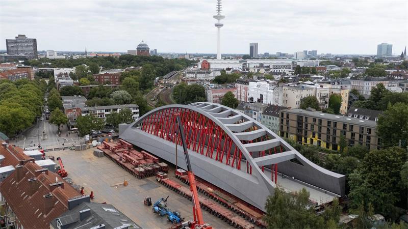 Die neue Sternbrücke soll nächsten Freitag eingehoben werden. 
