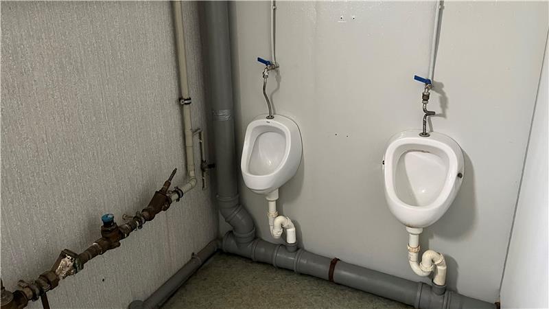 Neue Pächter auf Lühesand: Dauercamper protestieren gegen Preise Die neuen Betreiber wollen die Sanitäranlagen erneuern.