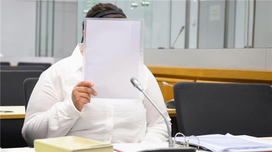 Die nicht vorbestrafte Angeklagte distanzierte sich im Prozess deutlich vom Islamischen Staat.