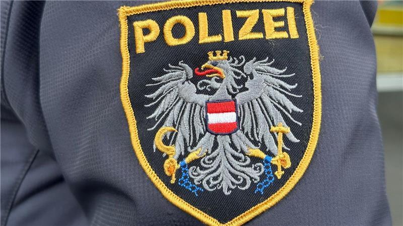 Die österreichische Polizei informierte über den tödlichen Unfall des deutschen Urlaubers. (Symbolbild)