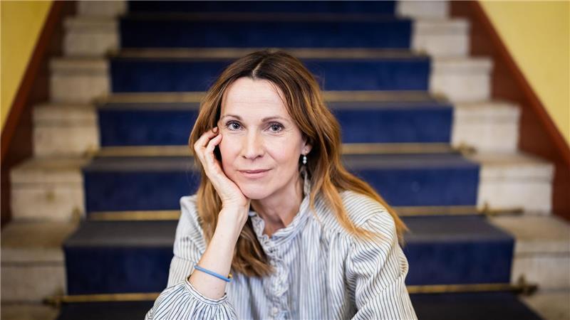 Die österreichische Schauspielerin Doris Schretzmayer (53) ist die Titelfigur der neuen ZDF-Tierärztinnenserie „Die Maiwald“. (Archivbild)