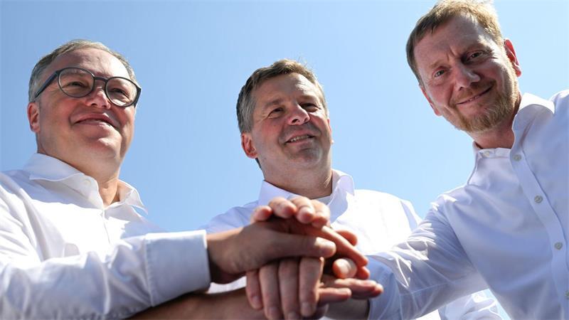 Die ostdeutschen CDU-Ministerpräsidenten ziehen an einem Strang.