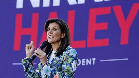 Die republikanische Präsidentschaftsbewerberin Nikki Haley spricht bei einer Wahlkampfveranstaltung in Beaufort im US-Bundesstaat South Carolina.