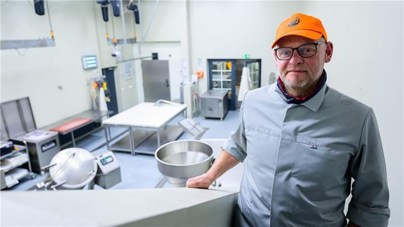 Leben und Schlachten auf der Weide in Lüneburger Heide Die schonende, weitgehend stressfreie Schlachtung habe Auswirkungen auf das Produkt, sagt der Rinderzüchter.