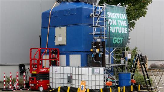 Die sogenannte „Greenberry 2“, eine etwa fünf Meter hohe Demonstrationsanlage, mit der das Treibhausgas Kohlendioxid aus der Luft abgeschieden werden kann, eine Art „CO2-Staubsauger“.