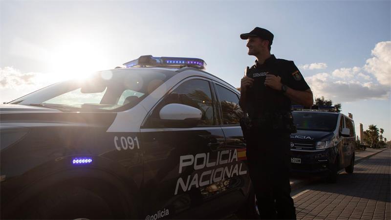 Die spanische Polizei hat eine internationale operierende Bande zerschlagen, die von Spanien aus synthetische Drogen nach Nordafrika schmuggelte und von dort auf der Rückfahrt Migranten nach Spanien brachte.