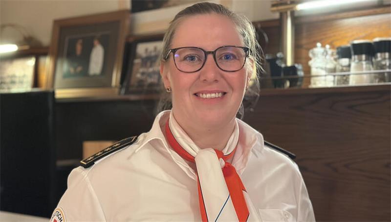 Doppelt gut fürs DRK: Die Zwillingsbrüder Neumann engagieren sich seit 50 Jahren Die stellvertretende Leiterin des DRK-Kreisbereitschaftsdienstes Jenny Fromke ist mit dem DRK seit der Kindheit eng verbunden.