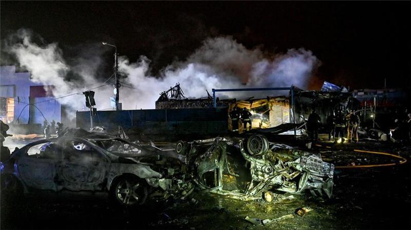 Die südostukrainische Industriestadt Saporischschja ist regelmäßig Ziel russischer Angriffe mit Gleitbomben und Raketen. (Archivbild)