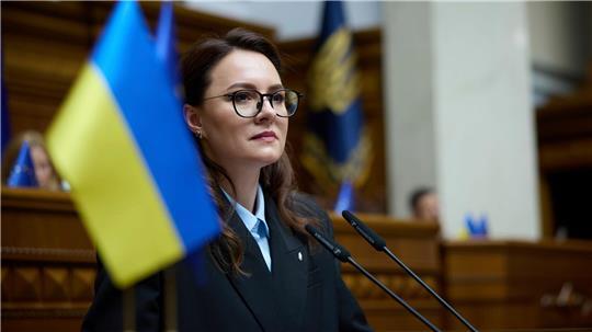 Die ukrainische Regierungschefin Julia Swyrydenko hat eine schärfere Kontrolle von Staatsbetrieben angekündigt. (Archivbild)