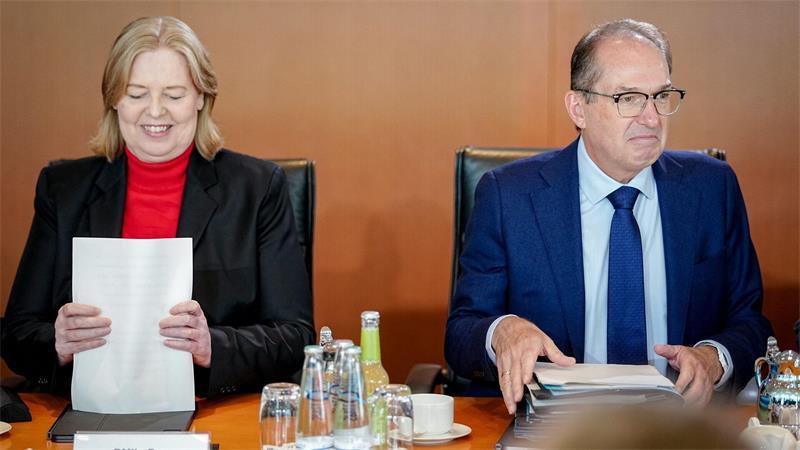 Die verantwortlichen Minister für den Aktuinsplan: Bas und Dobrindt.