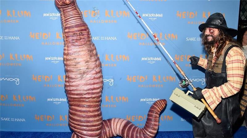 Die vielleicht aufwendigste Verkleidung: Heidi Klum als Wurm - im Jahr 2022. (Archivbild)