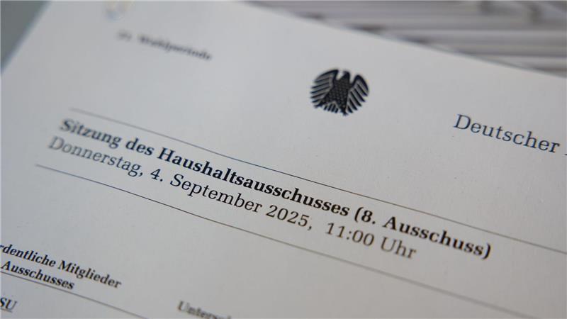 Haushalt für 2025 steht Die wichtigsten Fragen gelten nach der Haushaltsbereinigung als geklärt. Die Haushälter gehen dabei alle Einzeletats durch und lassen die Ministerinnen und Minister vorsprechen.