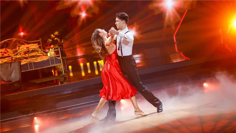 Diego Pooth und Ekaterina Leonova tanzen in der RTL-Tanzshow „Let’s Dance“ im Coloneum.