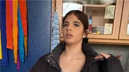 Diese 15-jährige Jugendliche aus Geestland ist verschwunden und wird von der Polizei gesucht.
