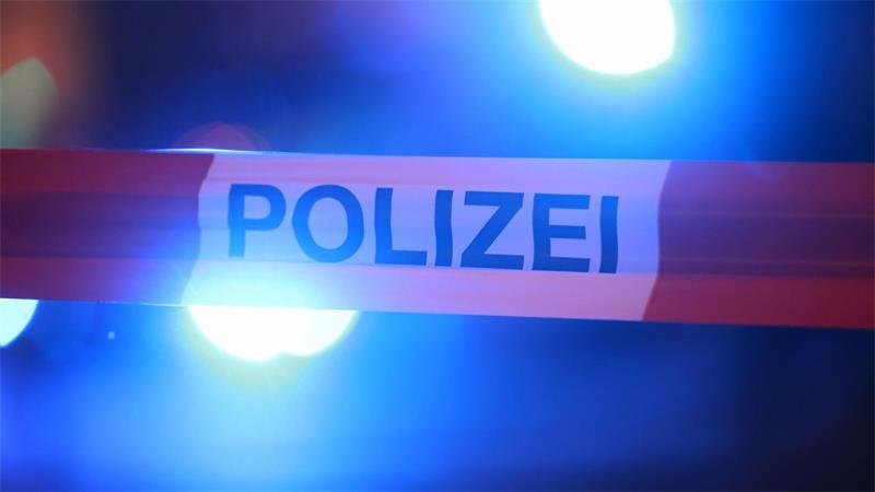 Ein 94-Jährige wurde im Kreis Cuxhaven vermisst, jetzt gibt die Polizei Entwarnung. (Symbolbild)