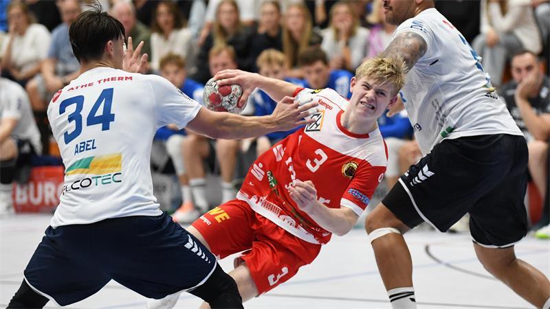 Diese Niederlage ist kein Beinbruch: Der Horneburger Handballer Theo Bode.