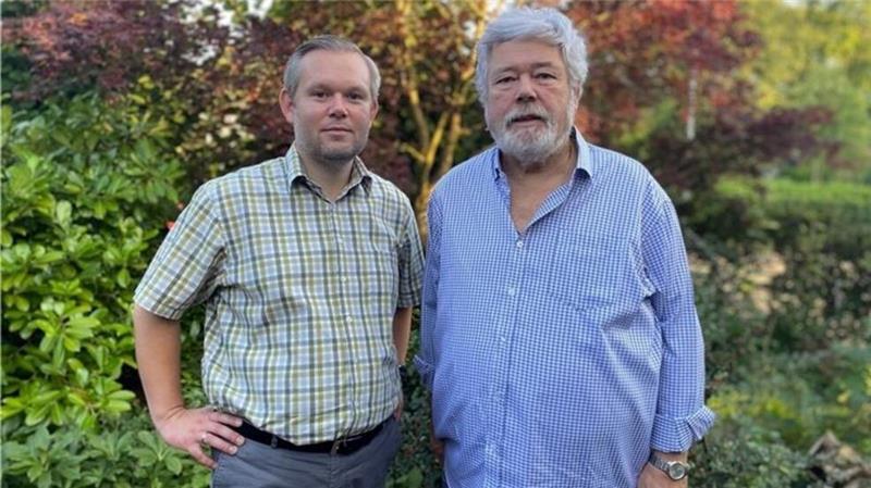 Eklat in Beckdorf: IGB-Ratsherr will Ausschüsse auflösen Diese ältere Aufnahme zeigt Sören Wallin (links) mit seinem Vater Frank Wallin. Beide gehören zur Interessengemeinschaft gegen Behördenwillkür (IGB).