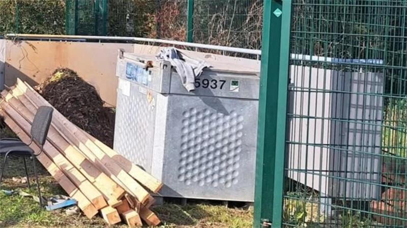 Diese mobile Baustellentankstelle mit 700 Litern Kraftstoff ist jüngst im Kreis Cuxhaven gestohlen worden.