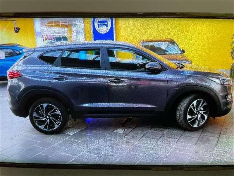 Autodieb im Kreis Stade liefert sich Verfolgungsjagd mit Polizei Dieser Hyundai Tucson wurde Mitte November in Stade in der Lilienstraße gestohlen. Foto: Polizei