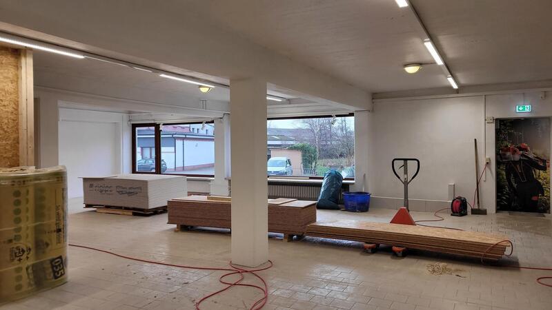 Warum „Tante Enso“ noch auf sich warten lässt Dieser Teil des Raiffeisen-Marktes wird der Verkaufsraum von Tante Enso werden.