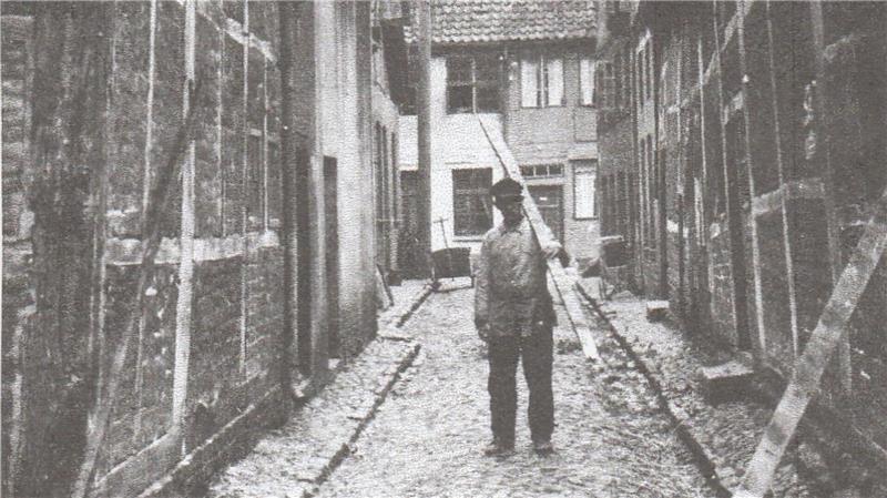 Stavenort in Buxtehude: Wie die Menschen vor 125 Jahren dort lebten Dieses Bild vom Stavenort in Buxtehude entstand vor 1927, mehr ist nicht bekannt.