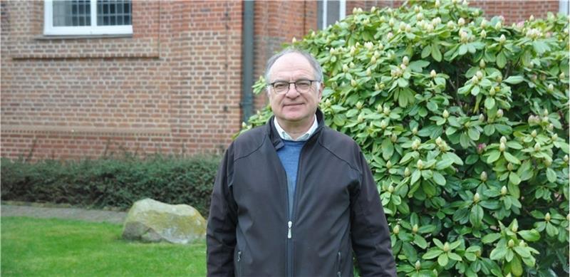Dieter Ducksch ist Pastor im Ruhestand. Er ist Mitbegründer der Gruppe Gala (Ganz anders leben im Alter). Foto: Fischer