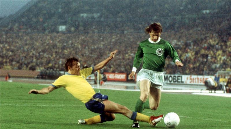 Dieter Herzog (r) ist im Alter von 79 Jahren gestorben. (Archivbild)