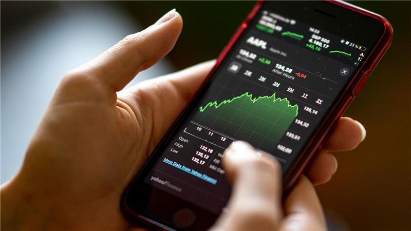 Digitale Möglichkeiten haben die Aktienanlage in den vergangenen Jahren vereinfacht. (Symbolbild)