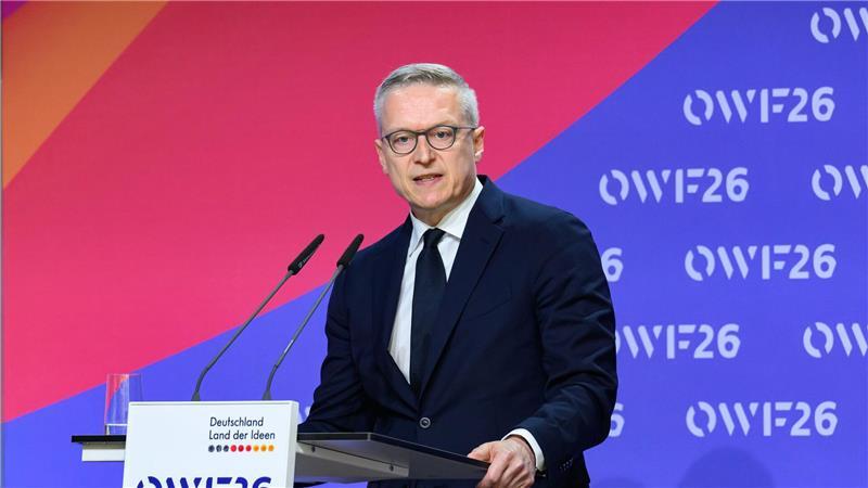 Merz warnt vor Schwarzmalerei: „Kein Grund für Pessimismus“ Digitalminister Wildberger: Deutschland kann mehr.