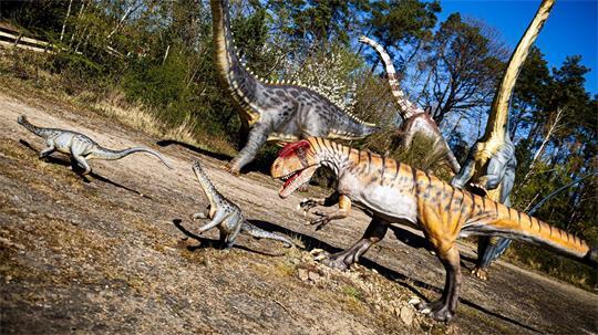 Dinosaurier konnten viele Tonnen schwer werden - aber offenbar nicht so klein, dass sie nur ein paar Gramm wogen. (Archivbild)