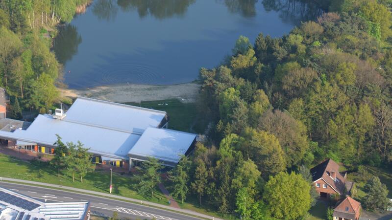 Direkt neben dem Schwimmbad soll die neue McDonald’s-Filiale in Hemmoor entstehen - und damit mitten im Zentrum.