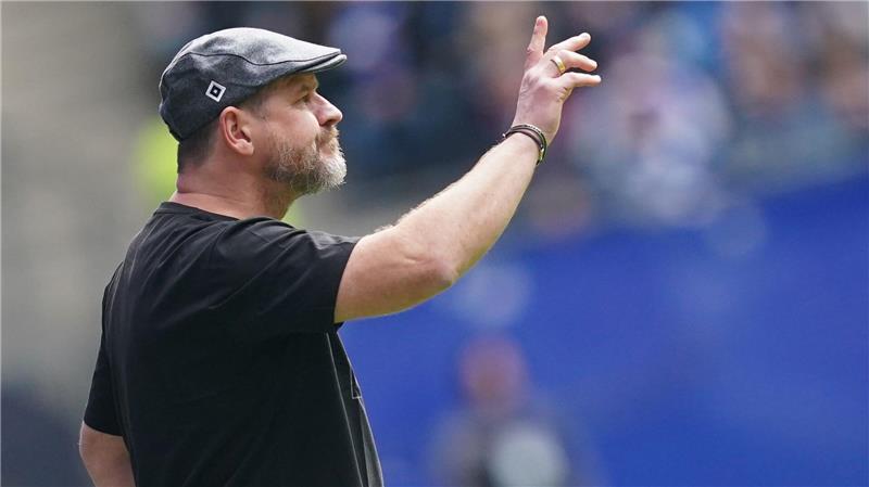 Dirigierte neun Monate beim HSV: Cheftrainer Steffen Baumgart. (Archivbild)
