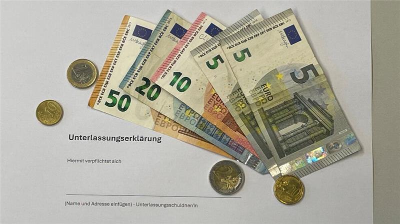 Dirk Sieling erhielt eine Unterlassungserklärung, die er unterschreiben sollte. Außerdem gab es noch eine Anwaltsrechnung.
