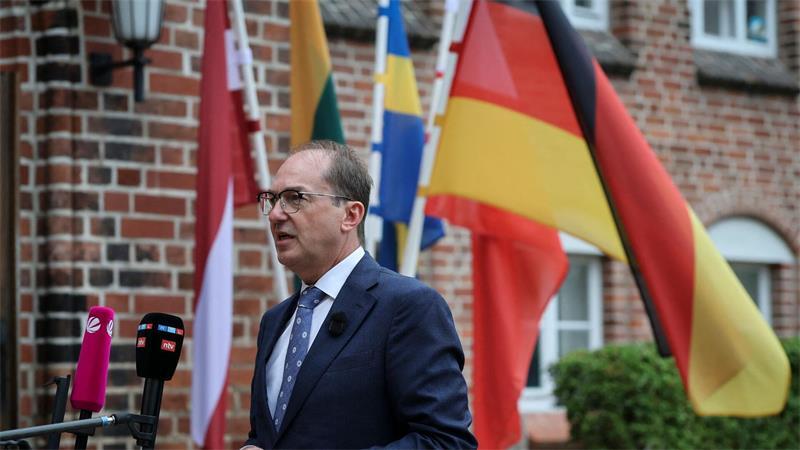 Dobrindt führt Gespräche über hybride Bedrohungen im Ostseeraum.