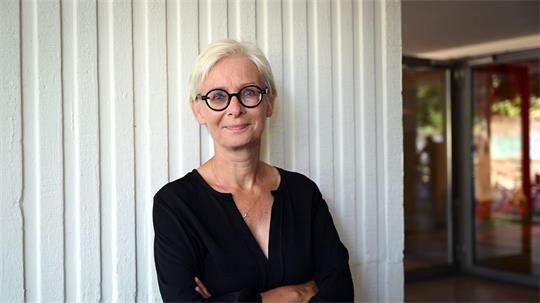 Dörte Hansens Romane handeln von Familien und ihrem Leben auf dem Lande im Strukturwandel der Zeit.