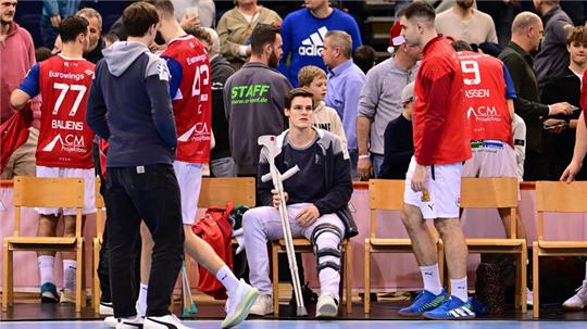 Dominik Axmann konnte gegen Magdeburg nur zuschauen.