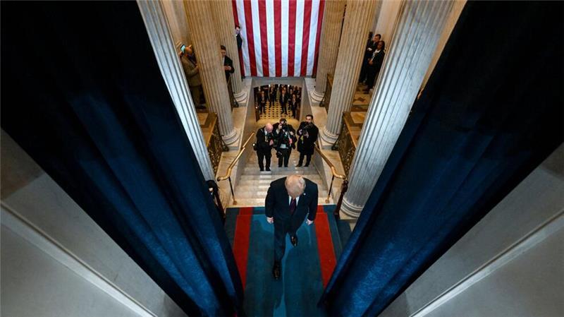 Trump schafft Fakten: Das sind die ersten Beschlüsse Donald Trump will unmittelbar nach seiner Vereidigung als US-Präsident folgenschwere Entscheidungen treffen.