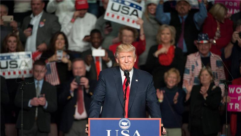 Donald Trump zog nach der Präsidentenwahl im Jahr 2016 erstmals in das Weiße Haus ein. (Archivbild)