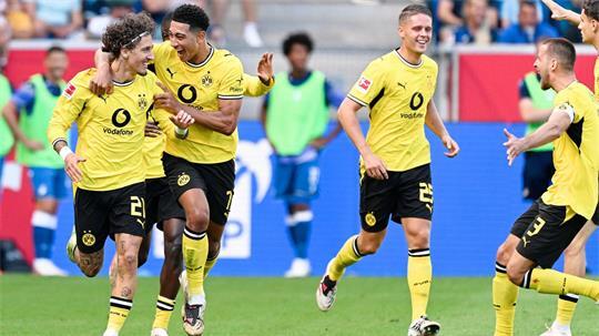 Dortmund bejubelt den 2:2-Ausgleich.